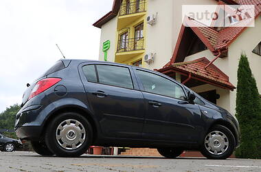 Хетчбек Opel Corsa 2007 в 