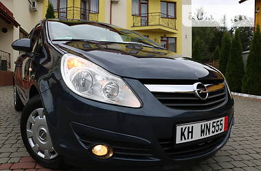 Хетчбек Opel Corsa 2007 в 