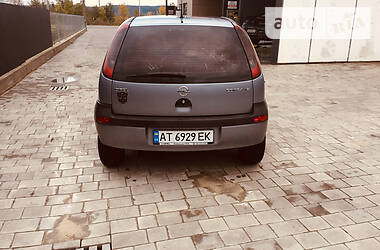 Хетчбек Opel Corsa 2003 в Івано-Франківську
