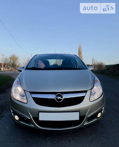 Хэтчбек Opel Corsa 2006 в Одессе