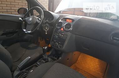 Хэтчбек Opel Corsa 2012 в Днепре