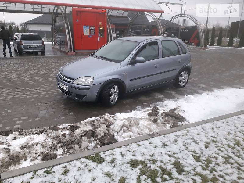 Хетчбек Opel Corsa 2005 в Самборі