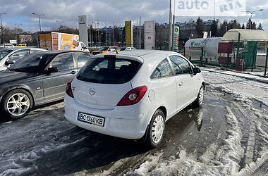 Хетчбек Opel Corsa 2011 в Львові