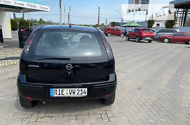 Хетчбек Opel Corsa 2006 в Чернівцях