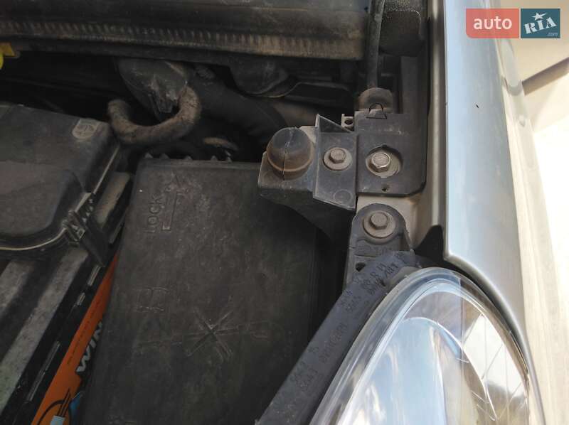 Хэтчбек Opel Corsa 2008 в Киеве