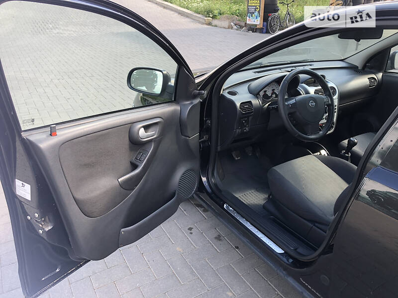 Хэтчбек Opel Corsa 2006 в Коломые