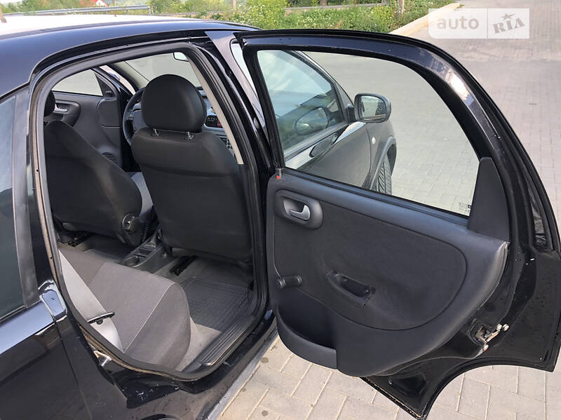 Хэтчбек Opel Corsa 2006 в Коломые