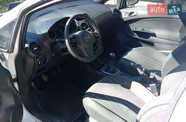 Хетчбек Opel Corsa 2011 в Білгороді-Дністровському