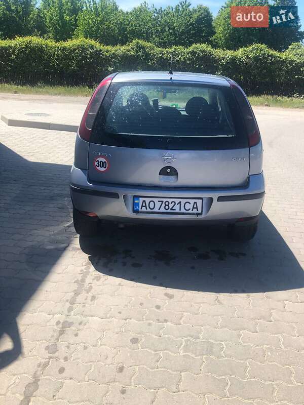 Хетчбек Opel Corsa 2003 в Мукачевому