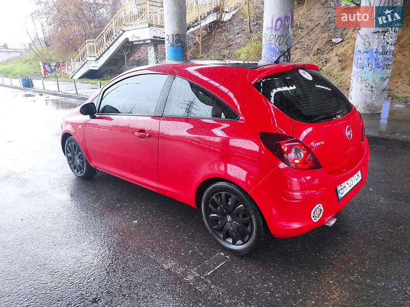 Хетчбек Opel Corsa 2011 в Одесі фото 2 Хетчбек Opel Corsa 2011 в Одесі
