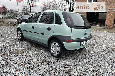 Хэтчбек Opel Corsa 2002 в Дрогобыче