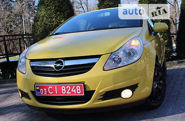 Хэтчбек Opel Corsa 2008 в Трускавце