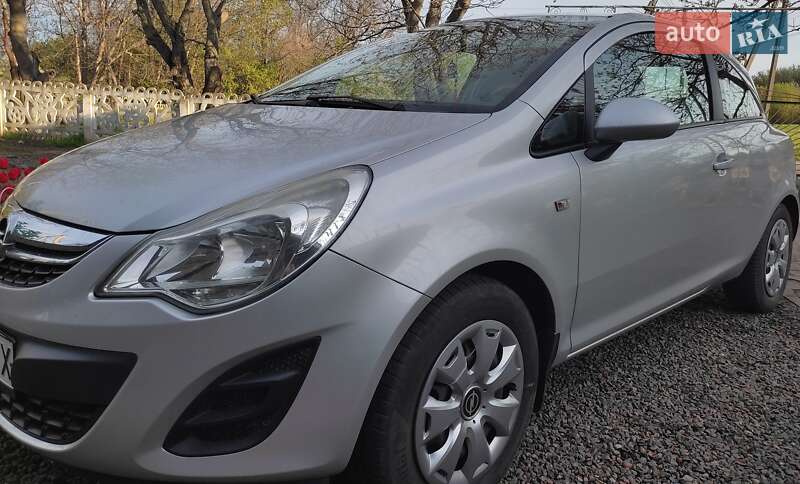 Хэтчбек Opel Corsa 2012 в Саврани фото 4 Хэтчбек Opel Corsa 2012 в Саврани