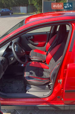 Хэтчбек Opel Corsa 2001 в Киеве