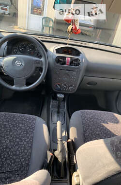 Хэтчбек Opel Corsa 2001 в Запорожье