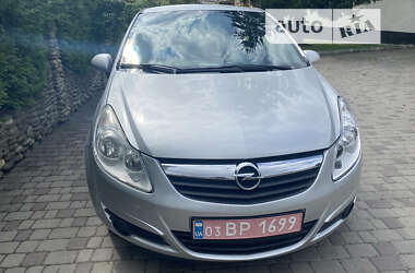 Хетчбек Opel Corsa 2009 в Дніпрі