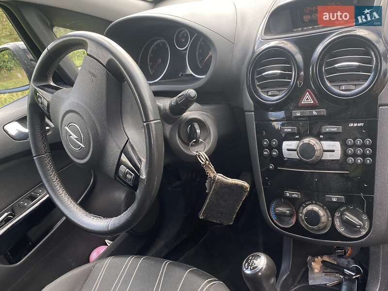 Хэтчбек Opel Corsa 2010 в Борщеве фото 6 Хэтчбек Opel Corsa 2010 в Борщеве