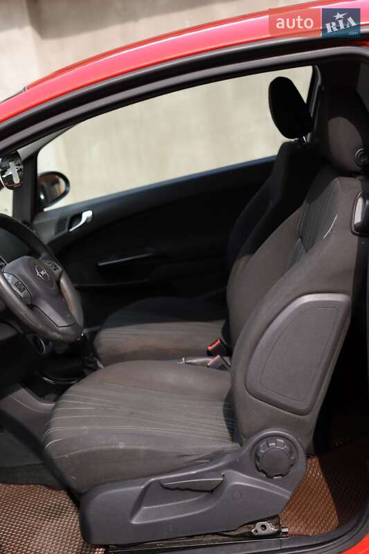 Хэтчбек Opel Corsa 2009 в Черновцах фото 11 Хэтчбек Opel Corsa 2009 в Черновцах