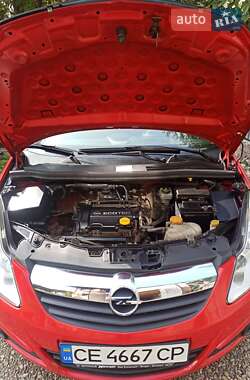 Хэтчбек Opel Corsa 2009 в Черновцах