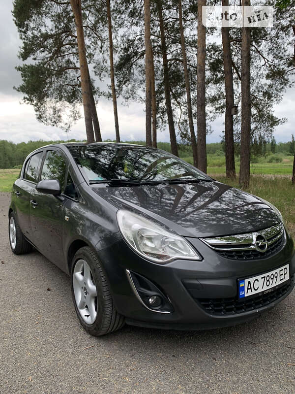 Продажа Opel Corsa 2011