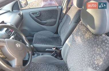 Хэтчбек Opel Corsa 2001 в Днепре