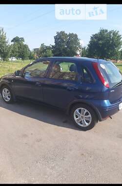 Хэтчбек Opel Corsa 2004 в Полтаве