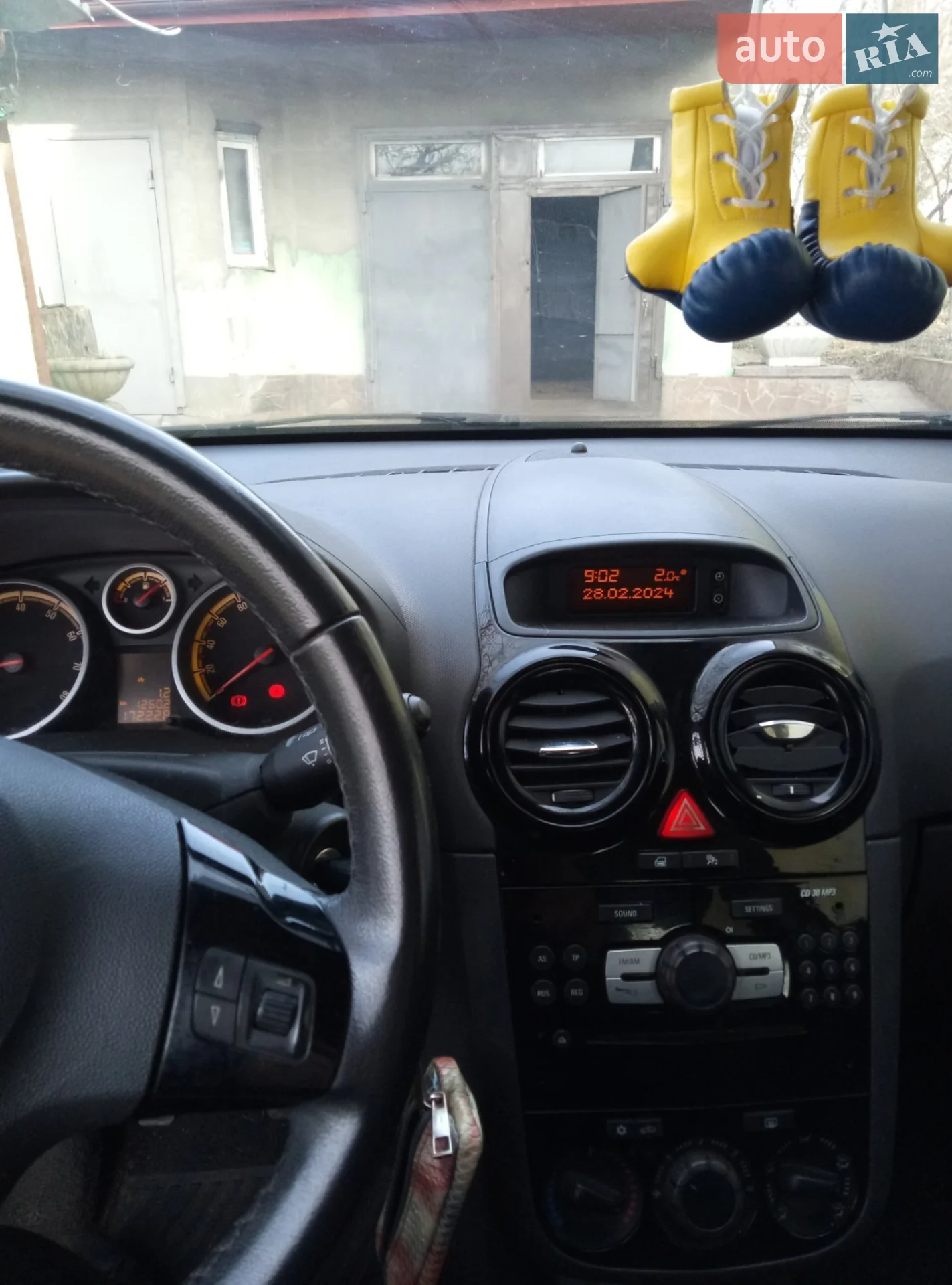 2010 Opel Corsa - мініатюра 3
