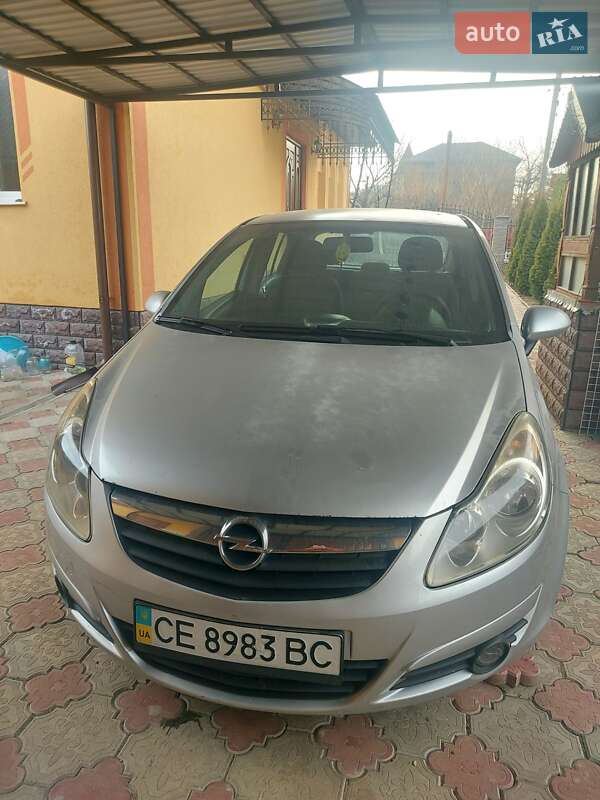 Хэтчбек Opel Corsa 2007 в Кицмани