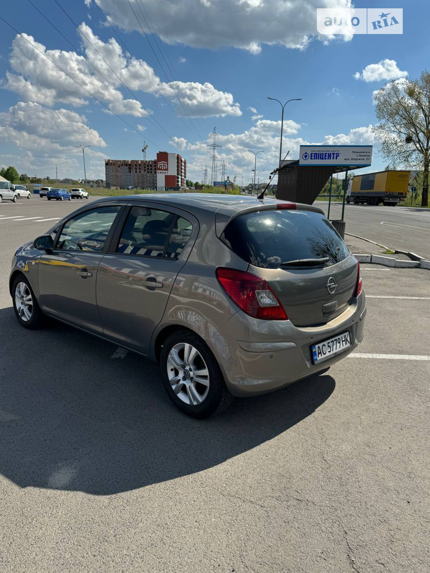 2010 Opel Corsa - мініатюра 3