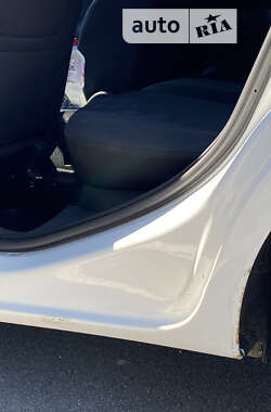 Хетчбек Opel Corsa 2014 в 
