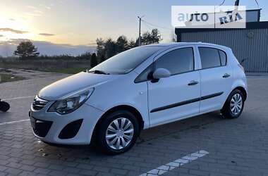 Хэтчбек Opel Corsa 2012 в Яворове