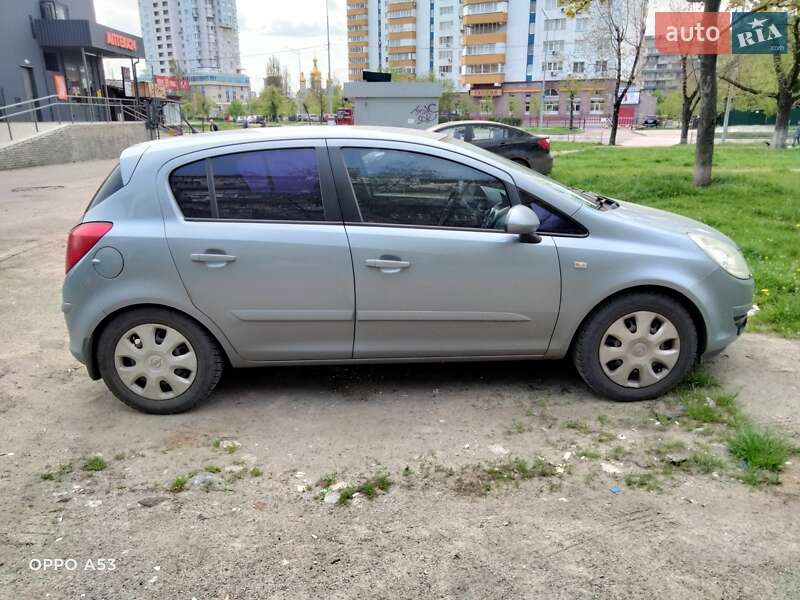 Хетчбек Opel Corsa 2007 в Києві