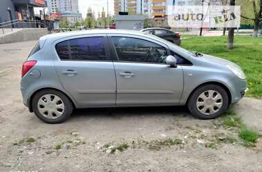 Хэтчбек Opel Corsa 2007 в Киеве