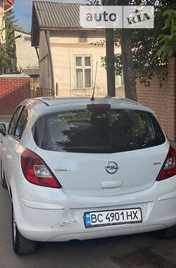 Хетчбек Opel Corsa 2012 в Львові