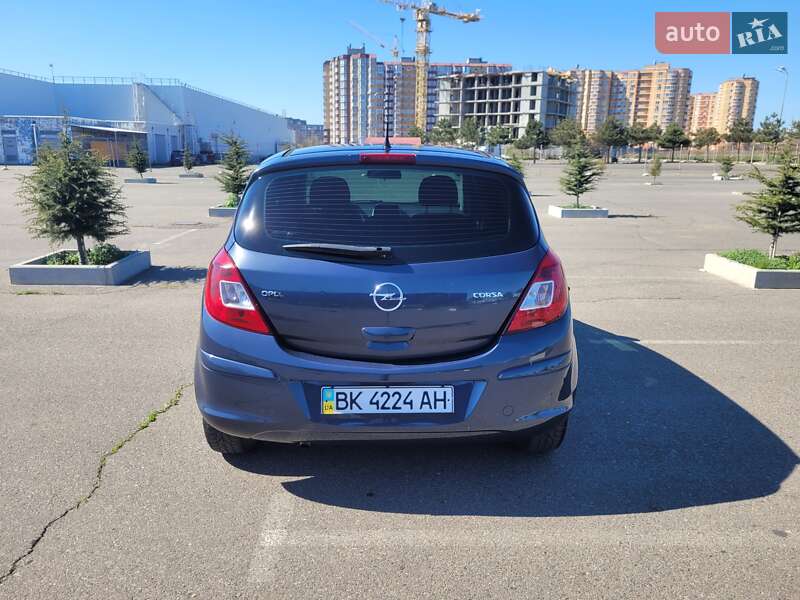 Хэтчбек Opel Corsa 2007 в Одессе