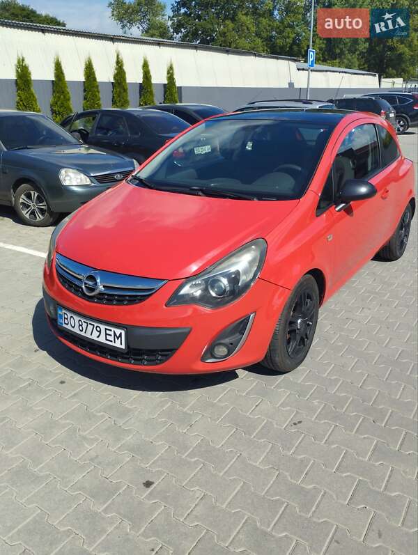 Хэтчбек Opel Corsa 2012 в Тернополе