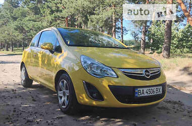 Хэтчбек Opel Corsa 2012 в Кропивницком