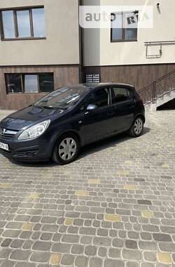 Хетчбек Opel Corsa 2009 в Коломиї