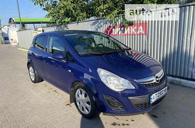 Хетчбек Opel Corsa 2012 в Івано-Франківську