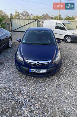 Хэтчбек Opel Corsa 2014 в 
