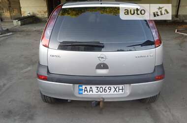 Хэтчбек Opel Corsa 2002 в Киеве