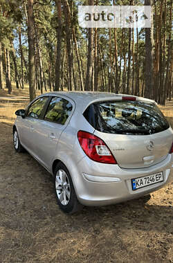 Хэтчбек Opel Corsa 2014 в Сумах