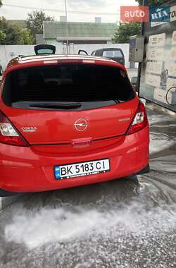 Хэтчбек Opel Corsa 2008 в 