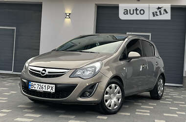 Хэтчбек Opel Corsa 2014 в Дрогобыче