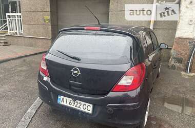 Хэтчбек Opel Corsa 2007 в Киеве