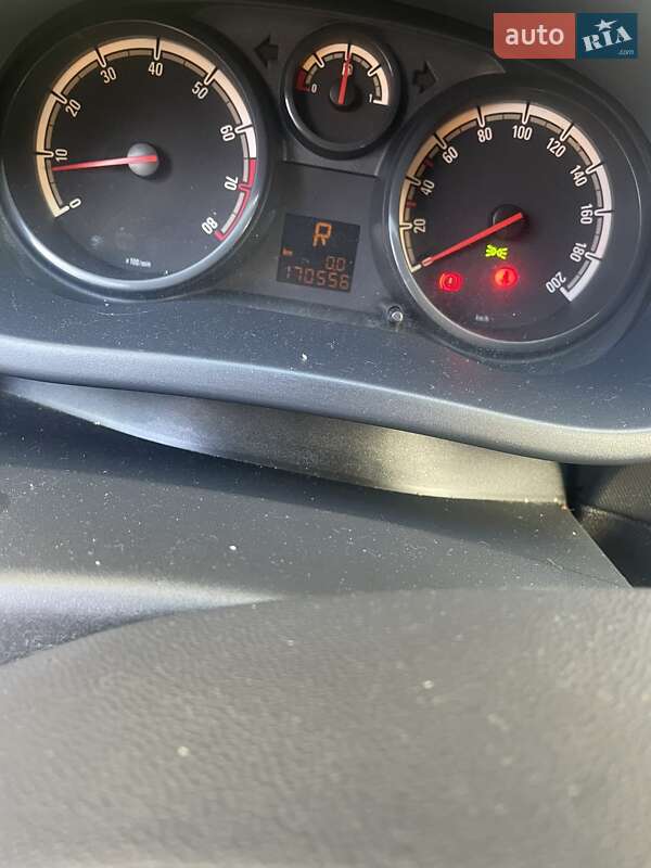 Хэтчбек Opel Corsa 2007 в Ивано-Франковске