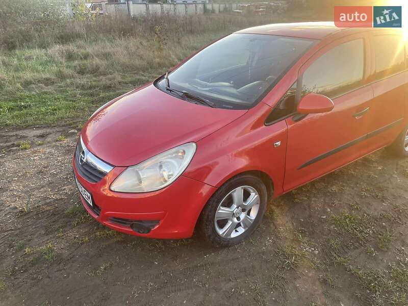 Хэтчбек Opel Corsa 2007 в Ивано-Франковске