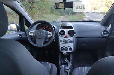 Хэтчбек Opel Corsa 2008 в 