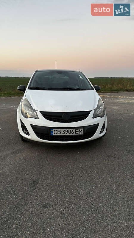 Хэтчбек Opel Corsa 2014 в Прилуках