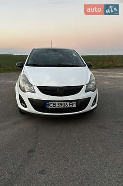 Хэтчбек Opel Corsa 2014 в Прилуках